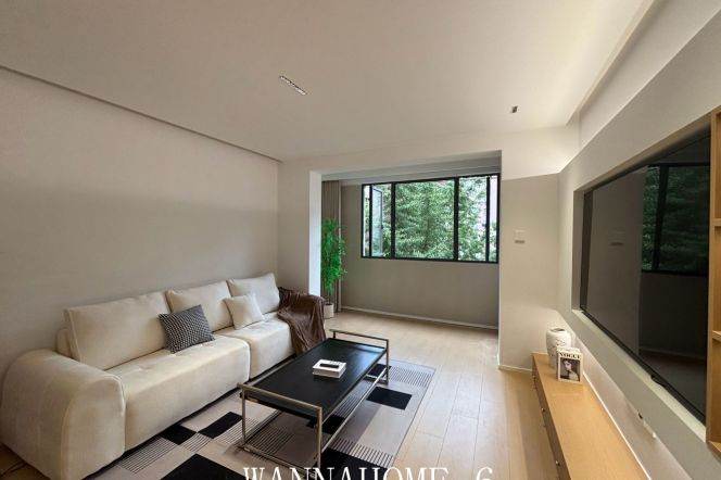 1BR Apartment near Jiangsu Rd Metro (L2/L11)