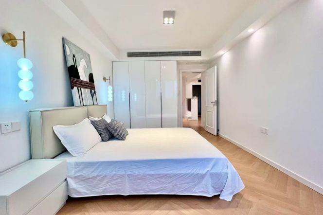 1BR Apartment in Old Xuhui