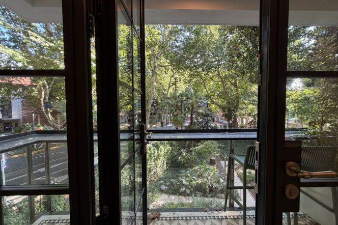 3BR Apartment near Xujiahui Park with Green View (L1/L9/L11)
