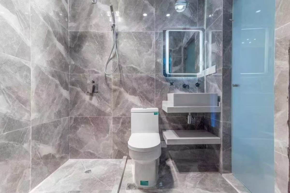 Housing image — Bathroom