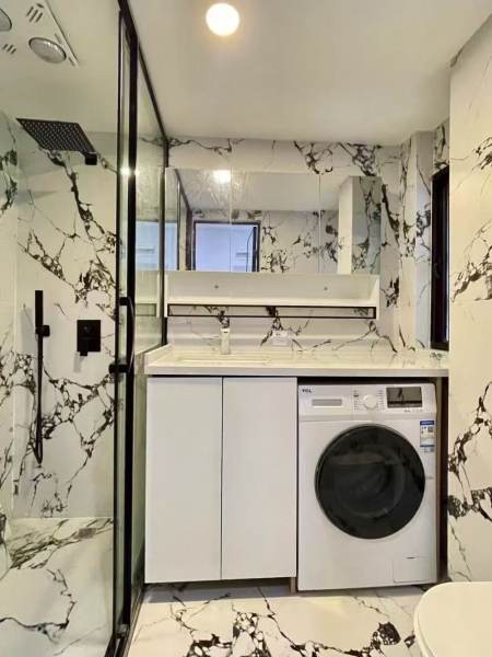 Housing image — Bathroom