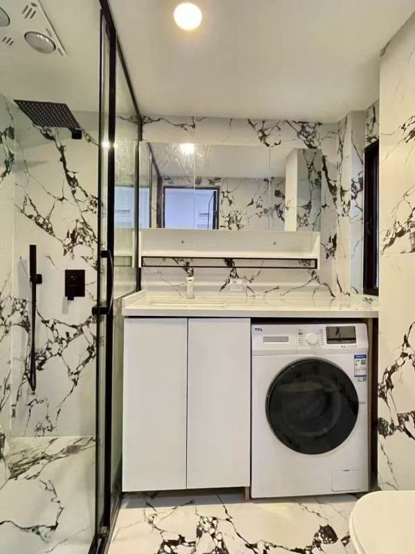 Housing image — Bathroom