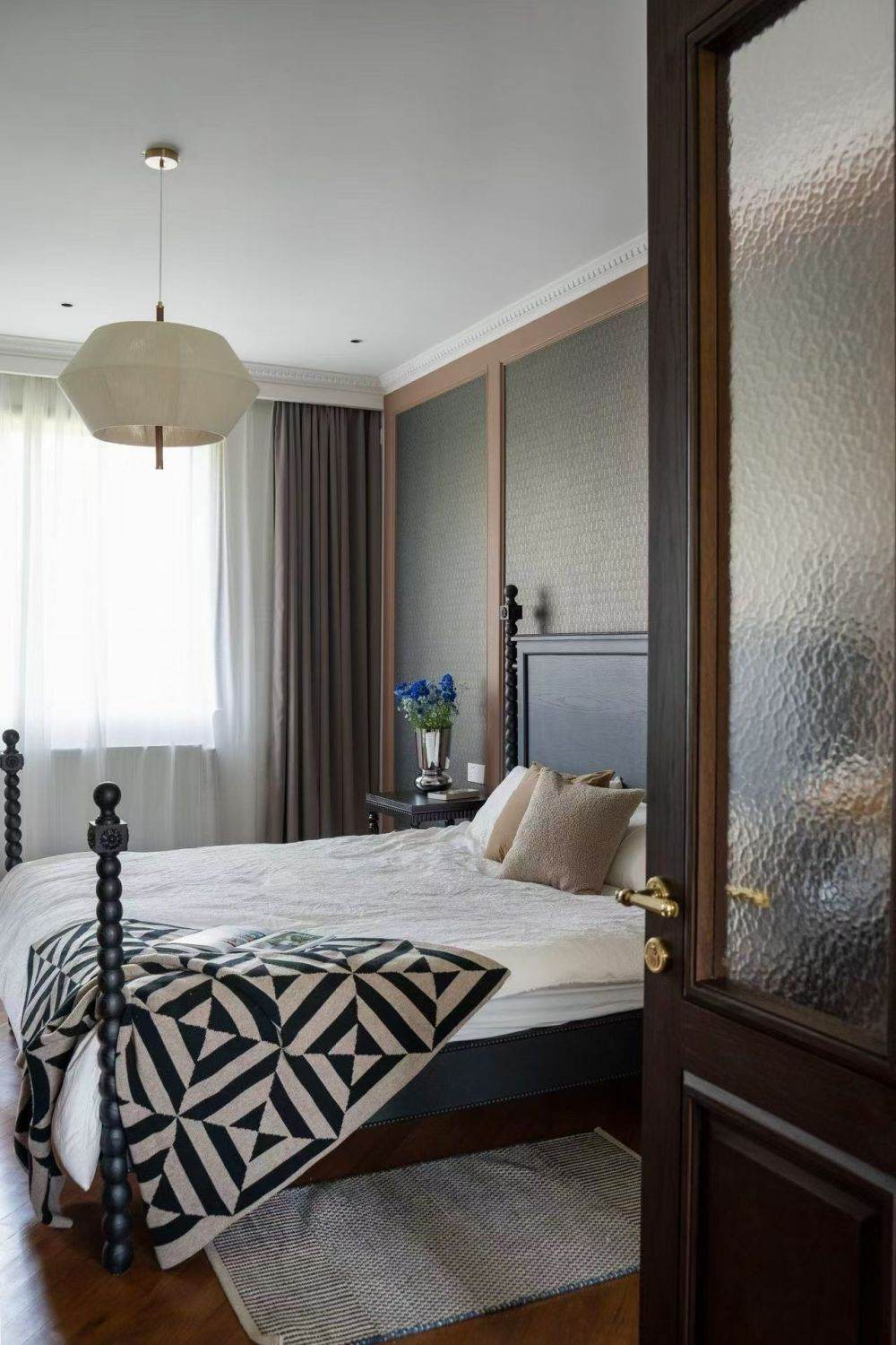 Housing image — Bedroom