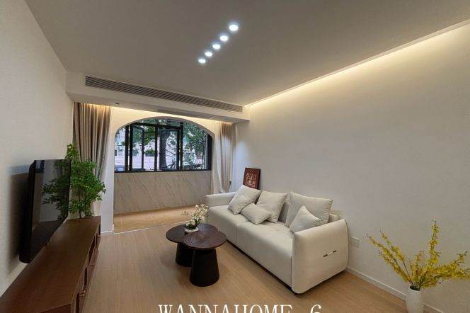 1BR Apartment near Jiangsu Rd Metro (L2/L11)