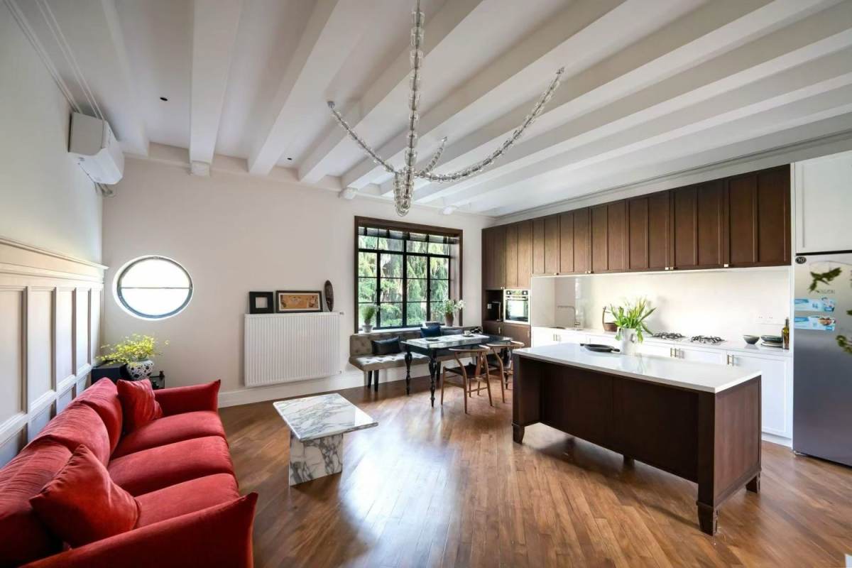 Housing image — Living Room