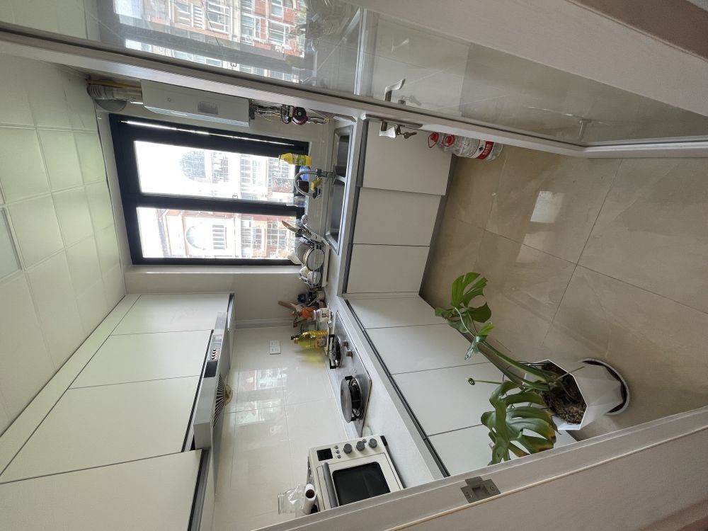 Housing image — Kitchen