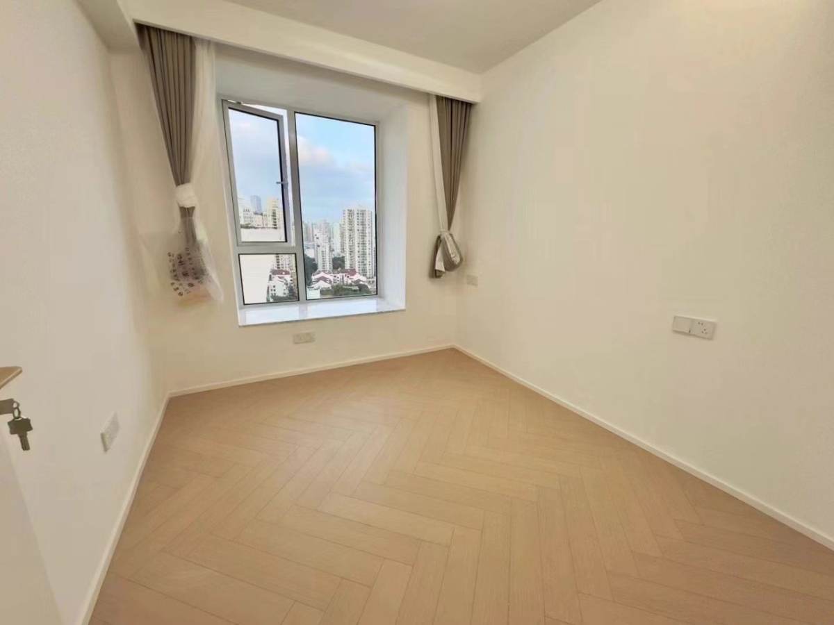 Housing image — Bedroom