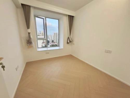 Housing image — Bedroom