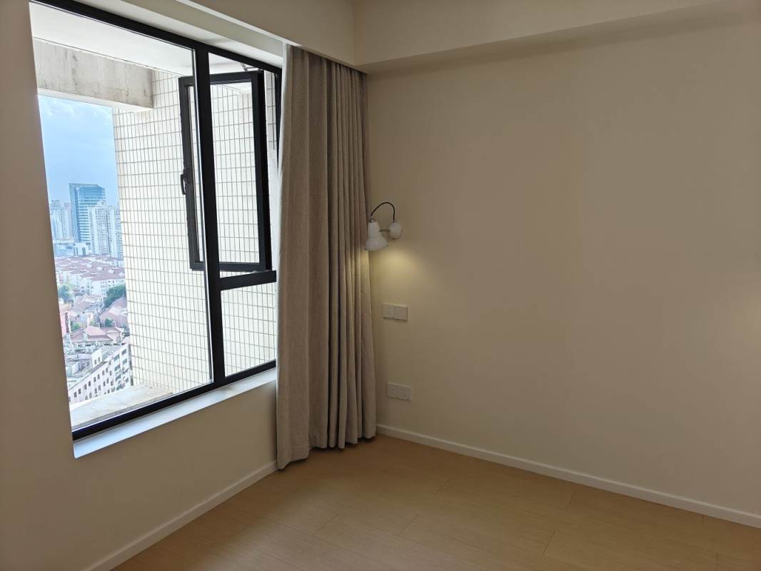 Housing image — Bedroom
