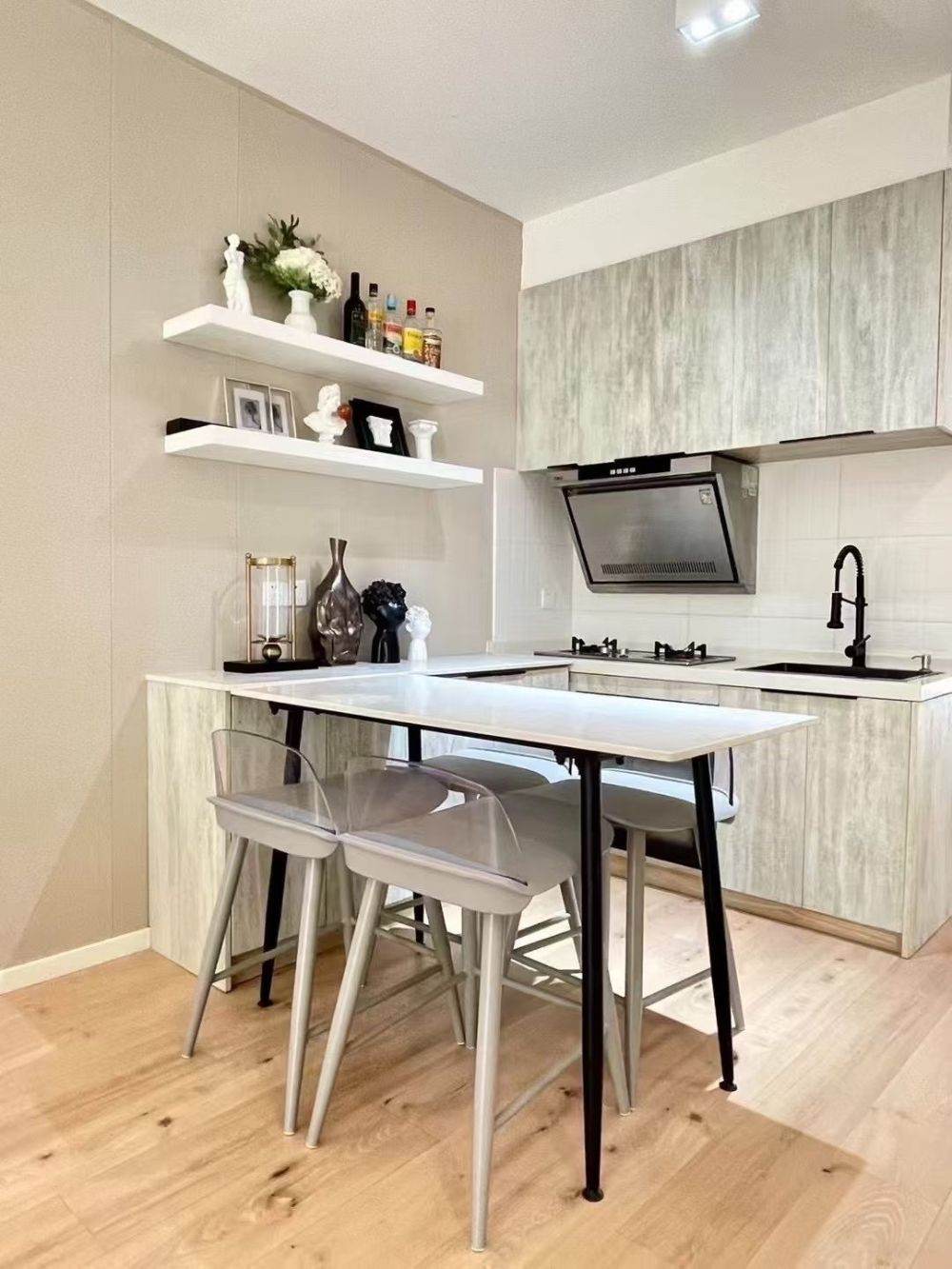 Housing image — Kitchen