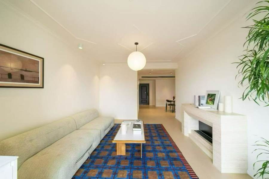 Housing image — Living Room
