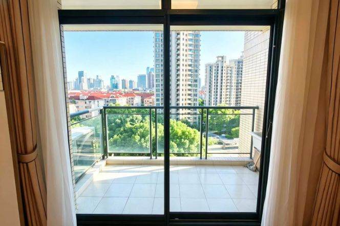1BR Apartment in Gubei (L2/L15)