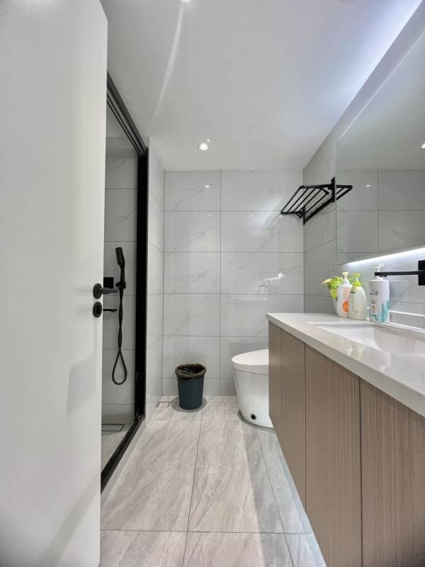 Housing image — Bathroom