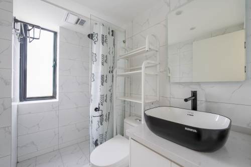 Housing image — Bathroom