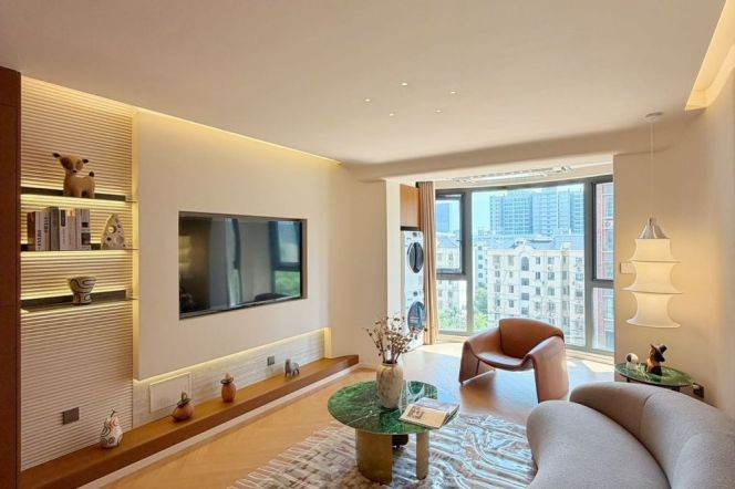 2BR Apartment near Caohejing Hi-Tech Park Metro (L9)