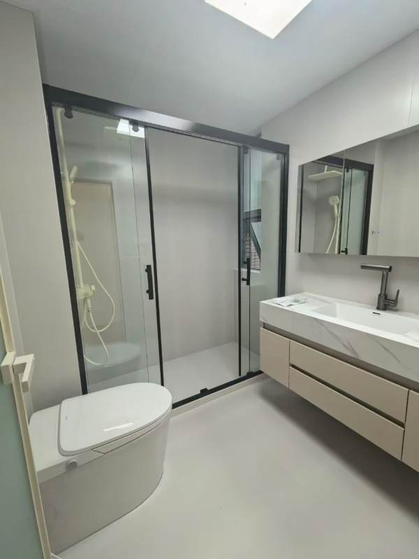 Housing image — Bathroom
