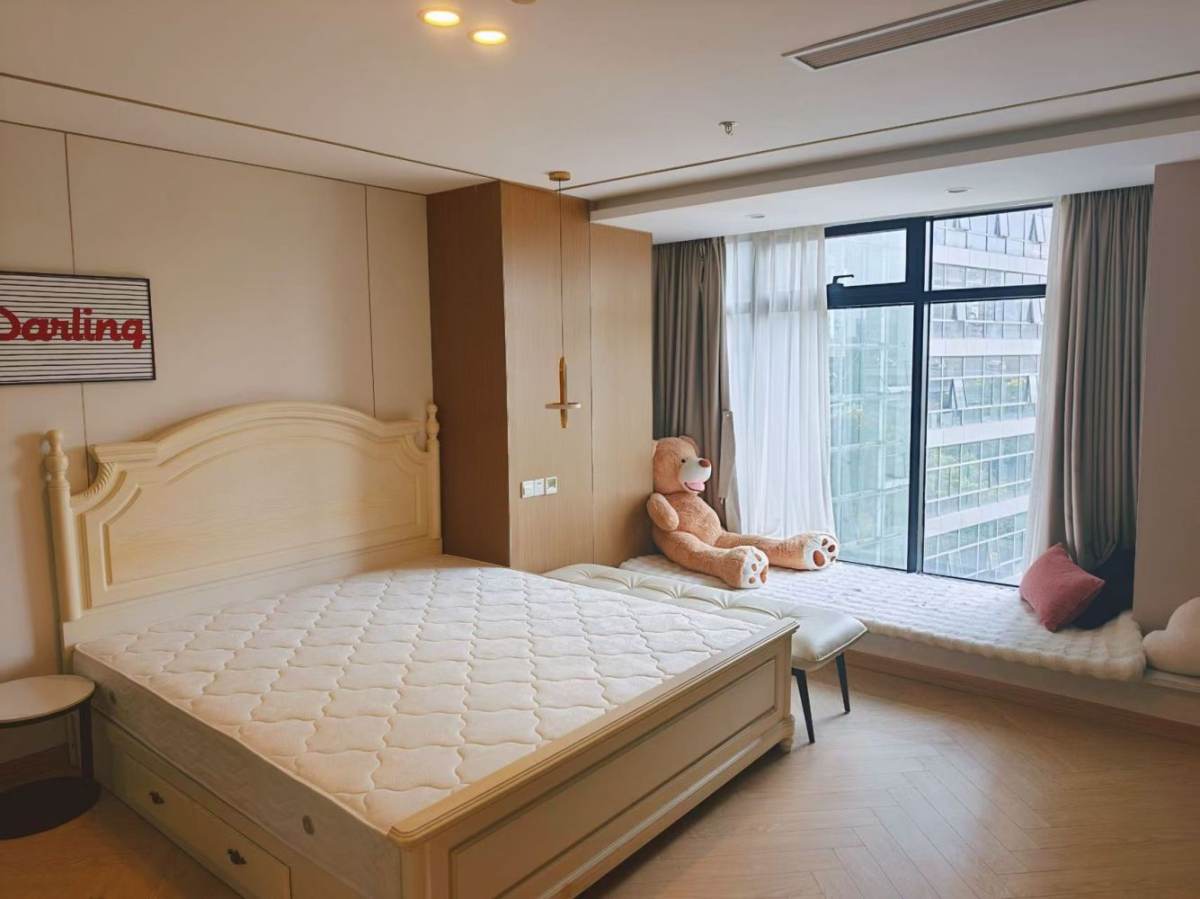Housing image — Bedroom