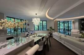 High-Ceiling 3BR Apartment in Old Xuhui with Green View (L1/L10/L11)
