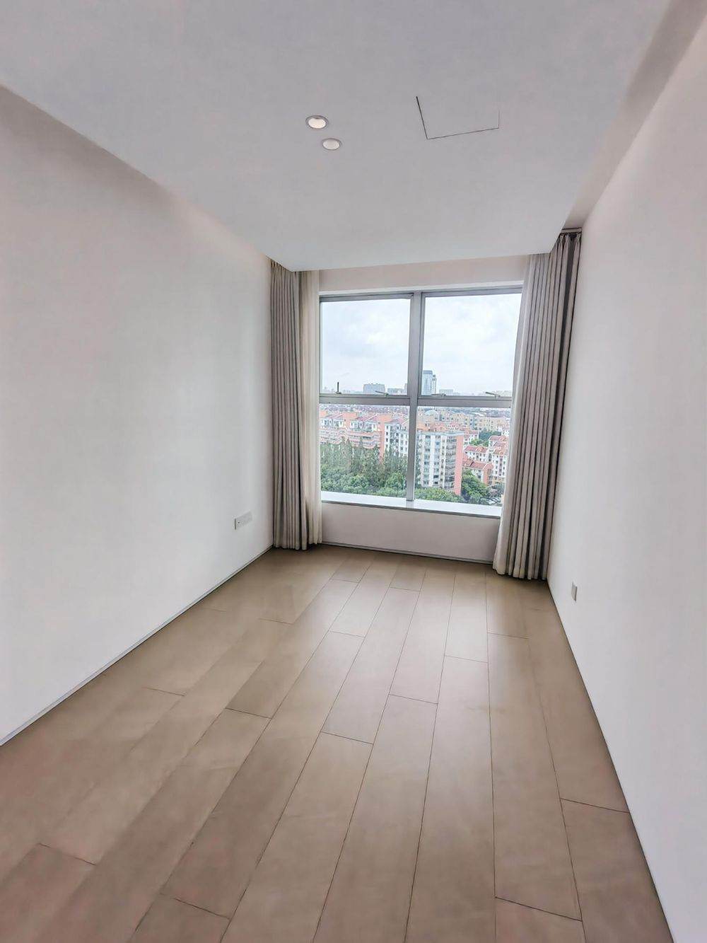 Housing image — Bedroom