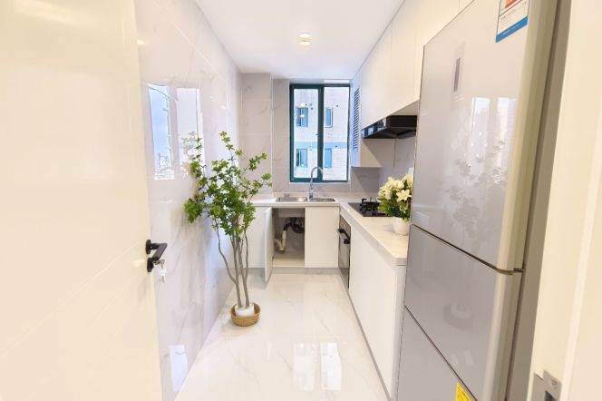 Spacious 2BR Apartment near Xiaonanmen Metro (L9)