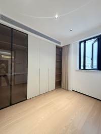 Housing image — Bedroom
