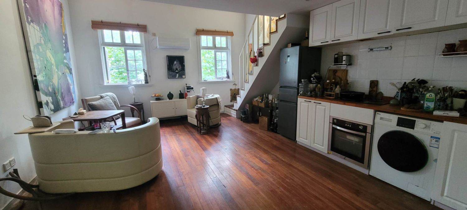 Housing image — Living Room