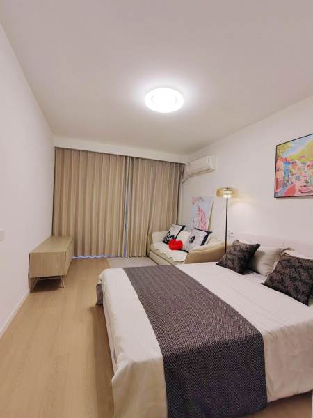 Housing image — Bedroom