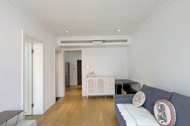 2BR Apartment in Old Xuhui (L10)