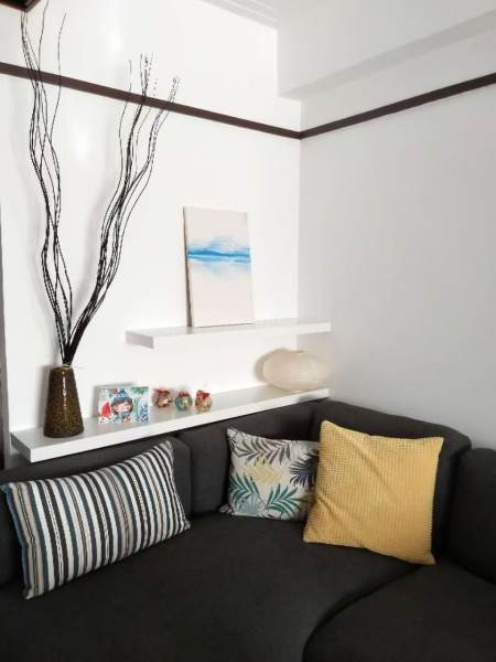 Housing image — Living Room