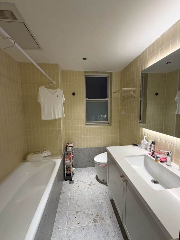 Housing image — Bathroom