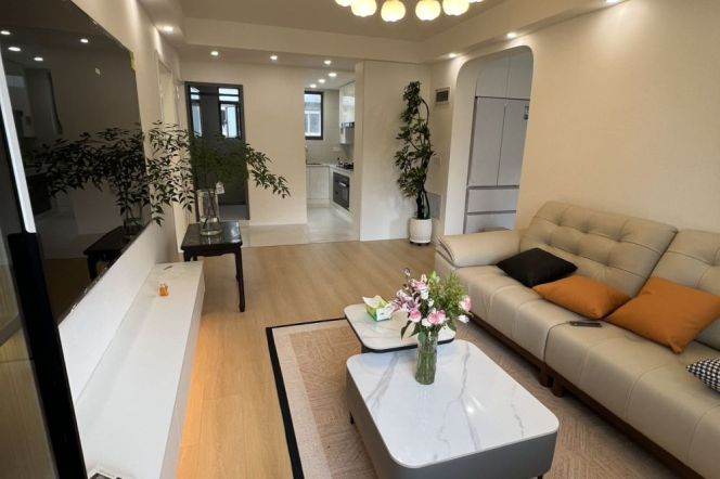 2BR Apartment in Gubei