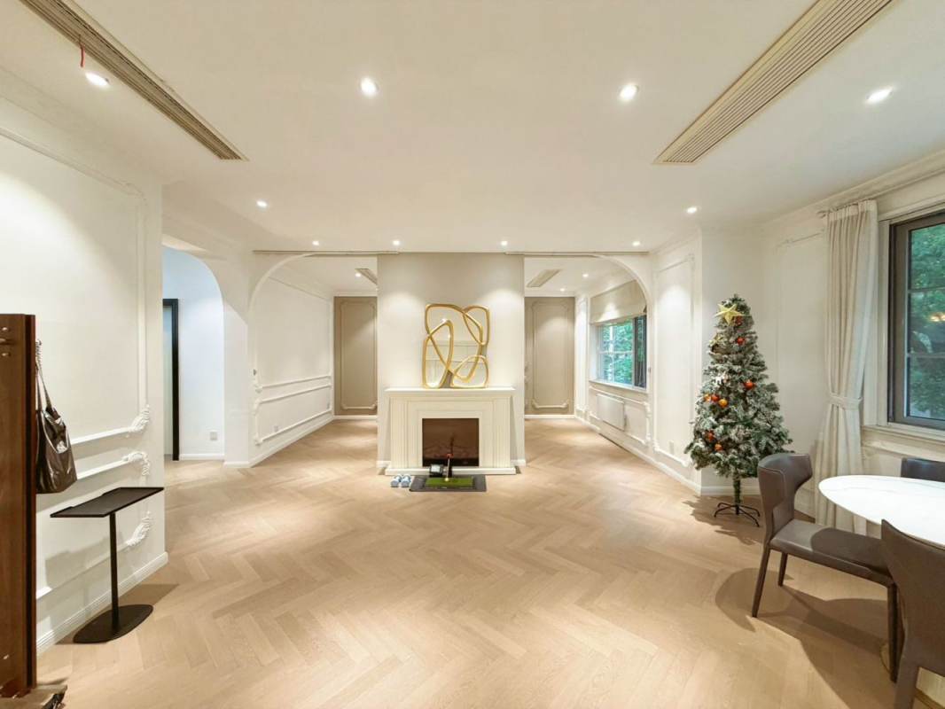 Housing image — Living Room