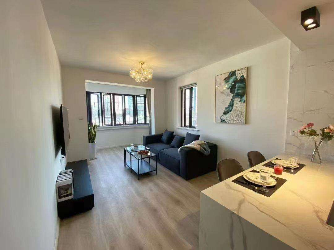 Housing image — Living Room
