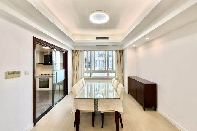 Spacious High-Ceiling 3BR Apartment in Jing'an with Floor-to-Ceiling Windows