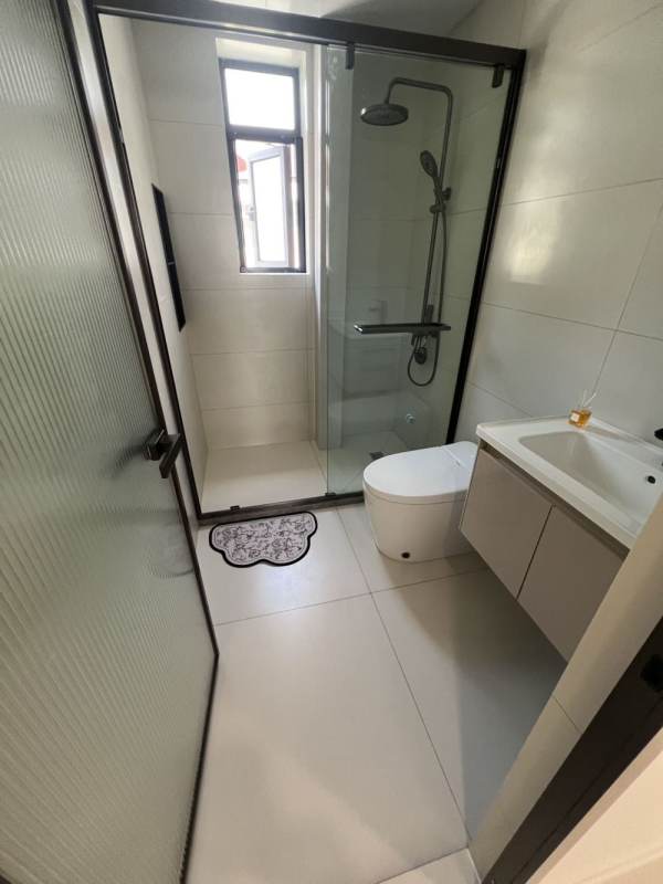 Housing image — Bathroom