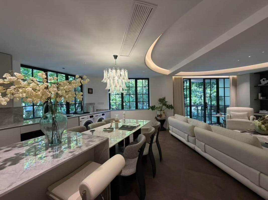 Housing image — Living Room