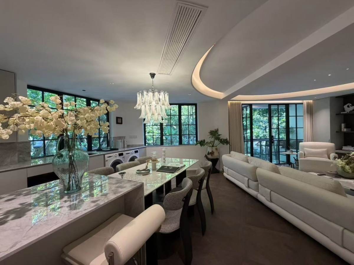 Housing image — Living Room