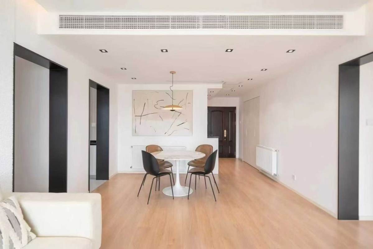 Housing image — Living Room