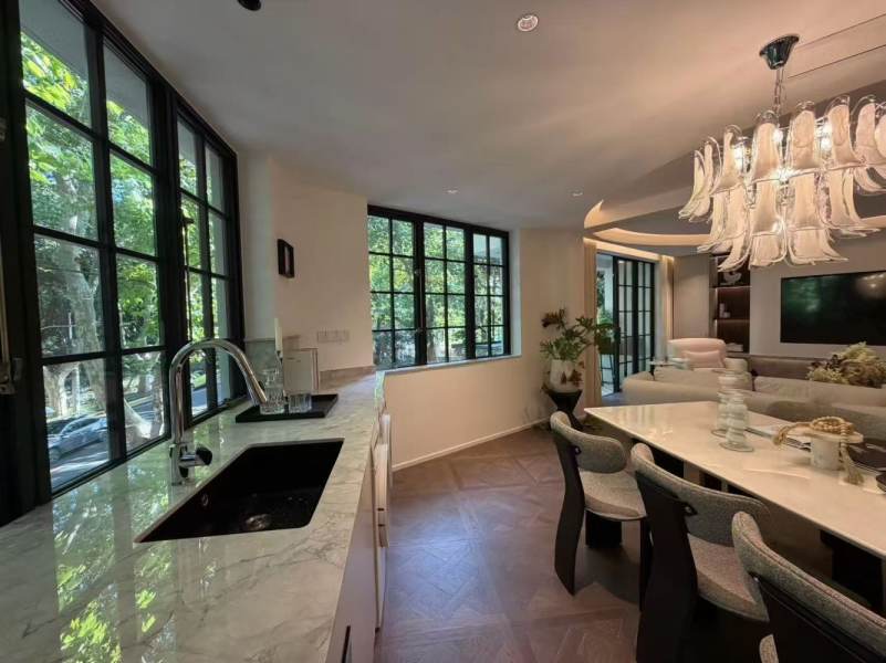 Housing image — Dining Area