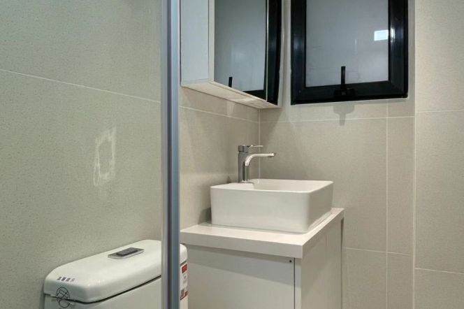 1BR Apartment near Jiangsu Rd Metro (L2/L11)