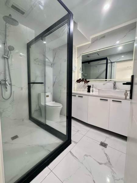 Housing image — Bathroom