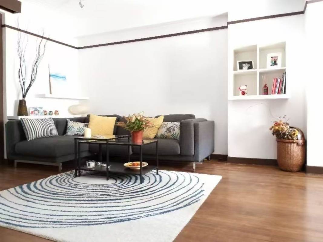 Housing image — Living Room