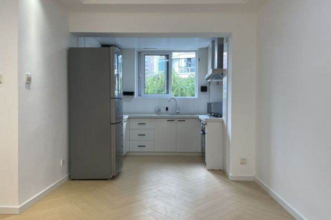 Spacious 2BR Apartment in Jing'an with Floor-to-Ceiling Windows (L13/L14)