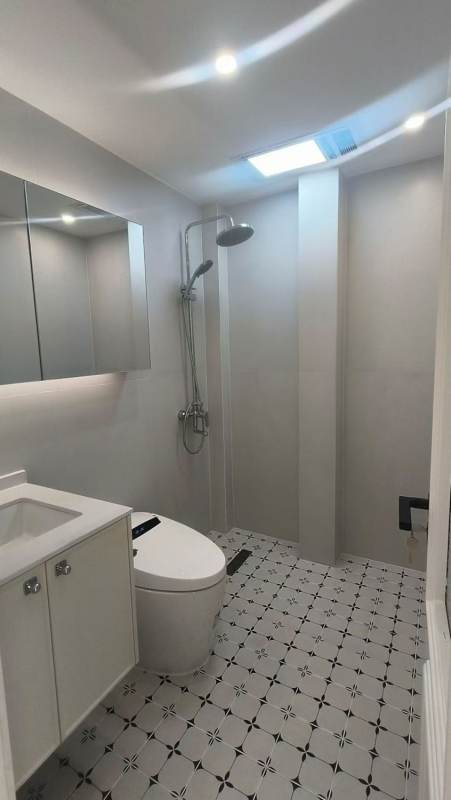 Housing image — Bathroom