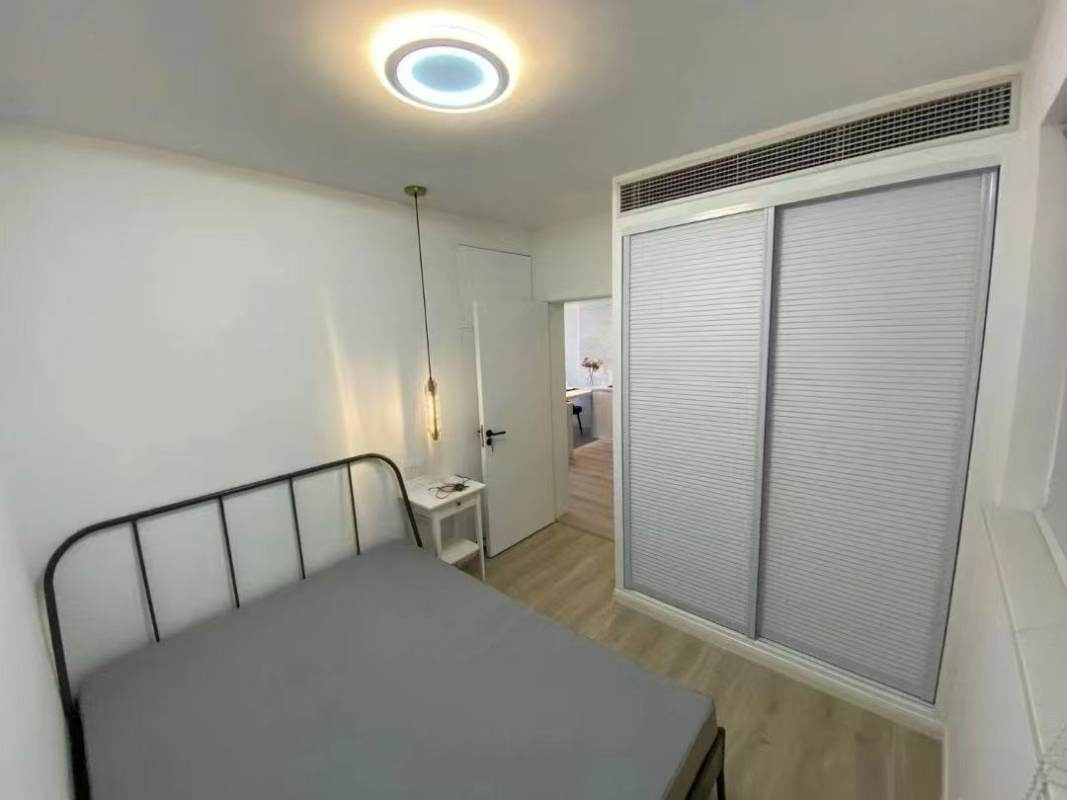 Housing image — Bedroom