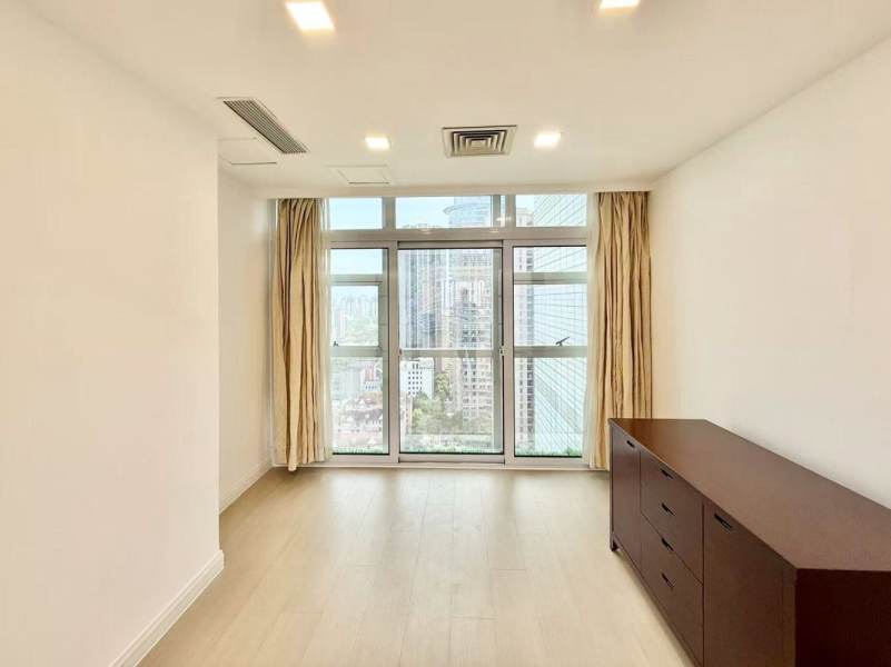 Housing image — Living Room