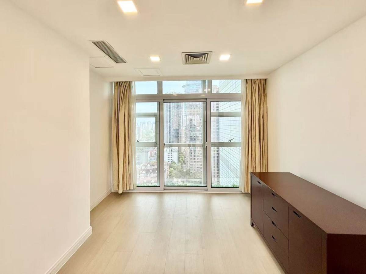 Housing image — Living Room