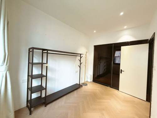 Housing image — Bedroom