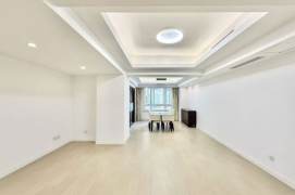 Spacious High-Ceiling 3BR Apartment in Jing'an with Floor-to-Ceiling Windows