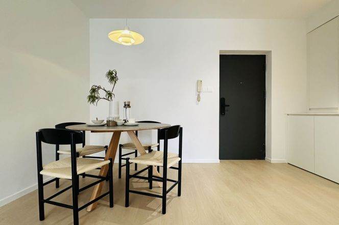 2BR Apartment near Madang Rd Metro with Floor-to-Ceiling Windows (L9/L13)